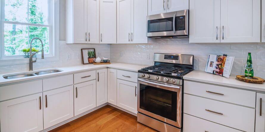 How Do You Clean White Kitchen Cabinets?