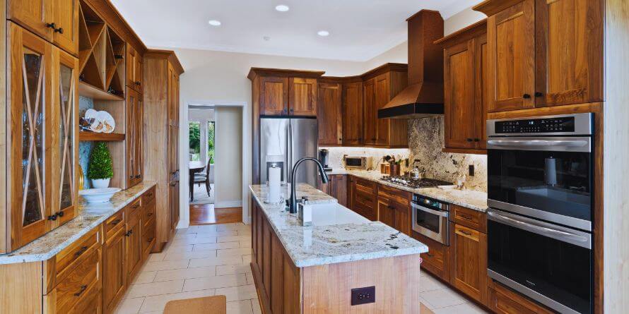 Does Stainless Steel Go With Wood Cabinets